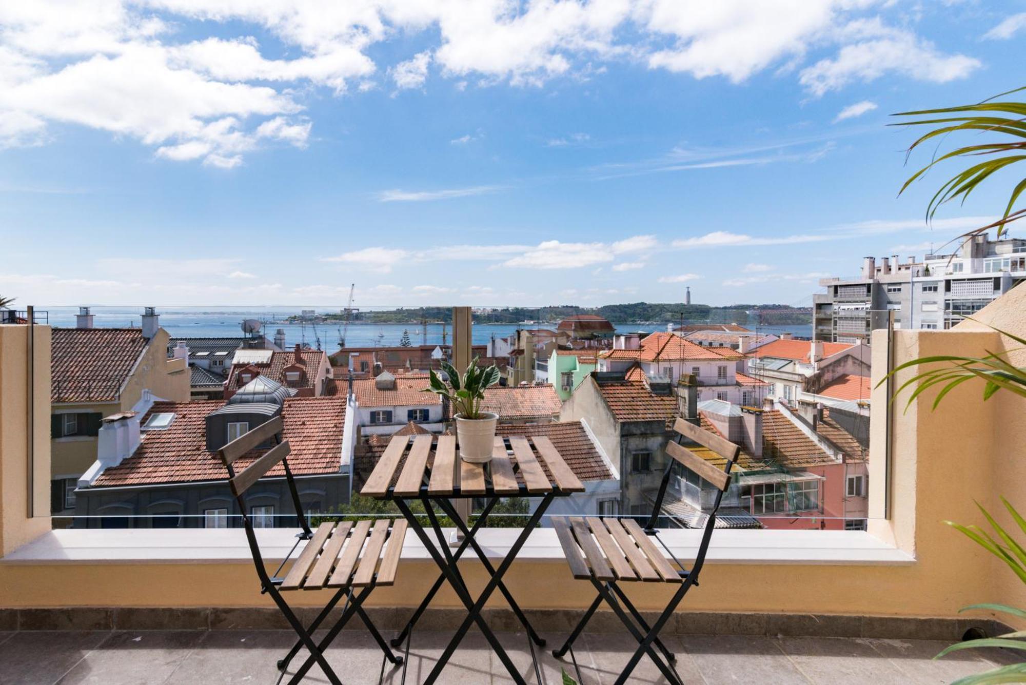 Designer Flats In Lapa By Lovelystay ลิสบอน ภายนอก รูปภาพ